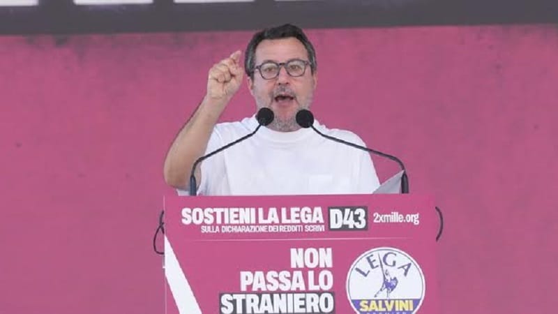 Salvini a Pontida: «Uniti possiamo vincere». Poi rilancia la candidatura di Sardone alle comunali e annuncia un congresso straordinario