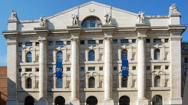 Borse europee caute. Piazza Affari in vantaggio rispetto al resto del Vecchio Continente.